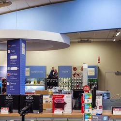 Shoppers Drug Mart - Photography and electronics