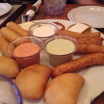 Arepas Cafe - Yummo! - Venezuelan Near Me - Astoria, New York