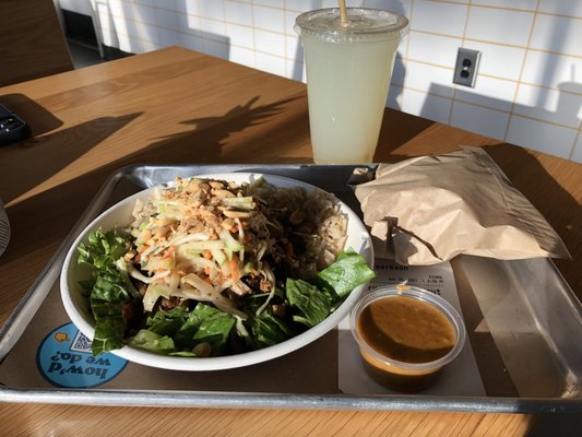 gusto! - healthy bowls & wraps by null
