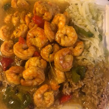 Uppa Yard - Caribbean Near Me - Milwaukee, Wisconsin
