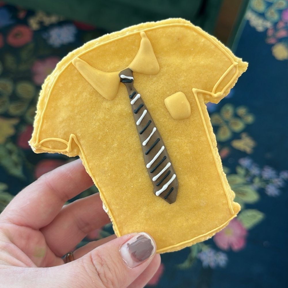 Decadent Macaron - Dwight's Shirt Macaron - Macarons Near Me - Gilbert, Arizona