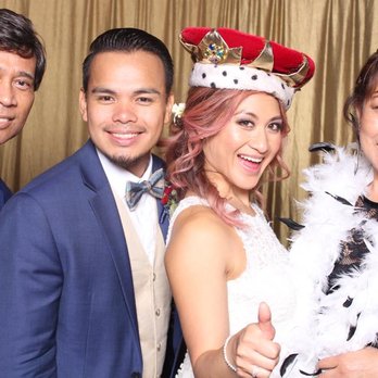 MomentUs Studios - Photo Booth Rentals Near Me MomentUs Studios - Photo Booth Rentals Near Me