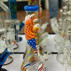 P & G Tobacco - DIFFERENT TYPES OF BONGS