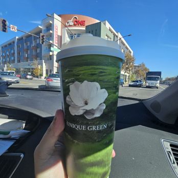 UG Tea - Jasmine milk tea (large size) - Bubble Tea Near Me - San Gabriel, California UG Tea - Jasmine milk tea (large size) - Bubble Tea Near Me - San Gabriel, California