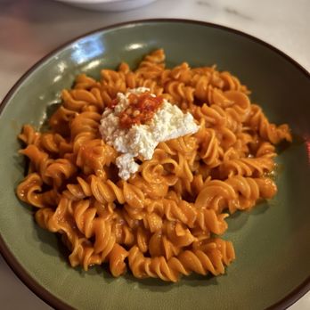 Donna's - Fusilli Alla Vodka Pasta - Italian Near Me - Los Angeles, California