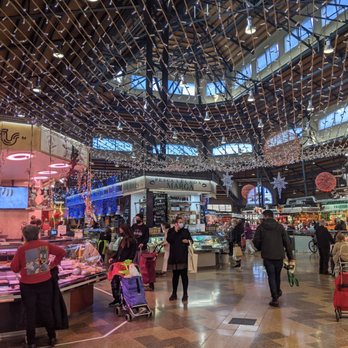 Mercat Central - Public Markets Near Me - Sabadell, B