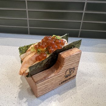 Cuddlefish - Salmon Tataki Temaki - Coffee & Tea Near Me - Dunwoody, Georgia