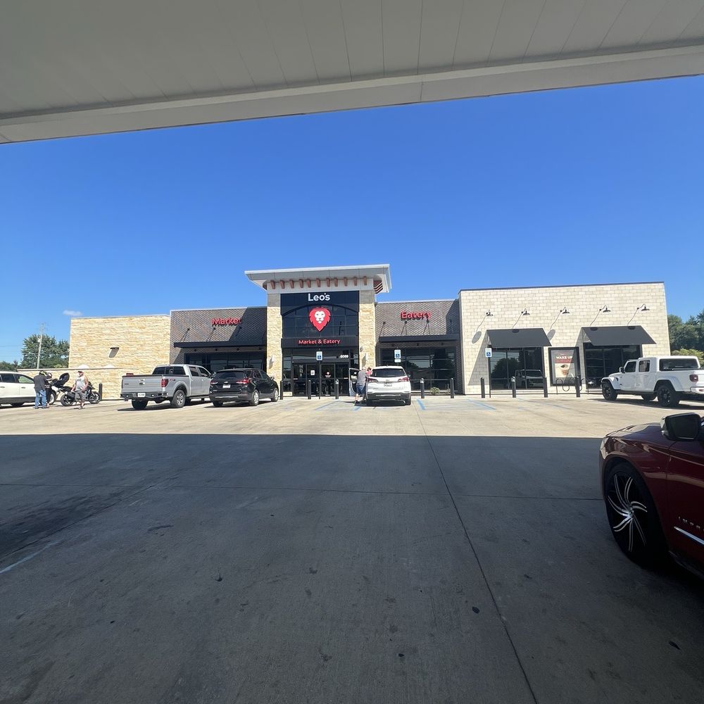 Leo’s Market and Eatery - The facility - Convenience Stores Near Me - Indianapolis, Indiana Leo’s Market and Eatery - The facility - Convenience Stores Near Me - Indianapolis, Indiana