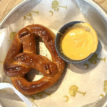 The Sandbar Beach Eats - Soft Pretzel with Cheese Sauce - Bars Near Me - Hilton Head Island, South Carolina The Sandbar Beach Eats - Soft Pretzel with Cheese Sauce - Bars Near Me - Hilton Head Island, South Carolina