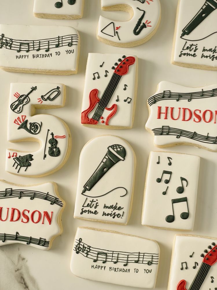 Peaches Custom Cookies and Cakes