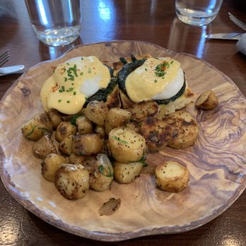 Unconventional Diner - Eggs Benedict with spinach - Breakfast & Brunch Near Me - Washington, DC, District of Columbia Unconventional Diner - Eggs Benedict with spinach - Breakfast & Brunch Near Me - Washington, DC, District of Columbia