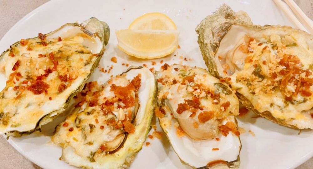 60FORE BAR & GRILL 360 Photos & 136 Reviews Bars 2249 Essex Rd