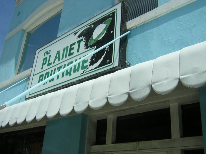 The Planet Boutique Logo