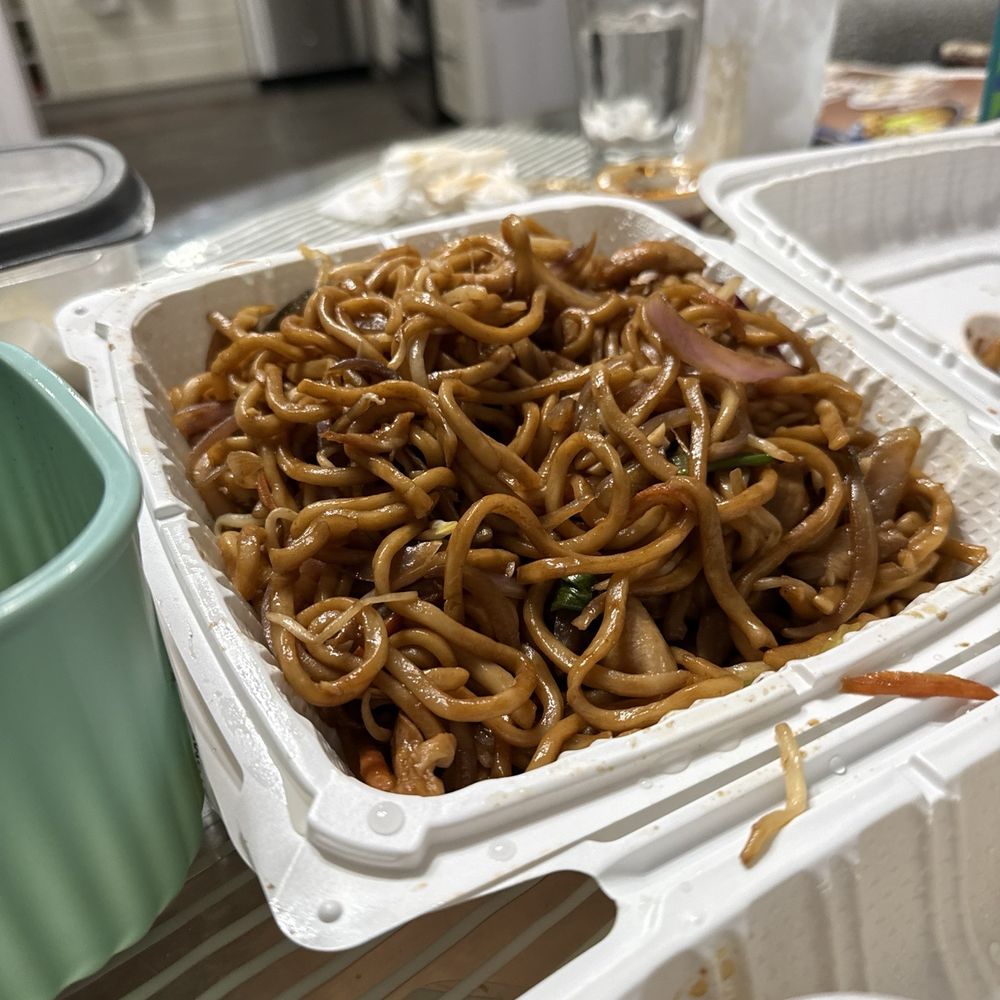 88 Bao Bao - Shanghai fried noodles - Chinese Near Me - Manteca, California