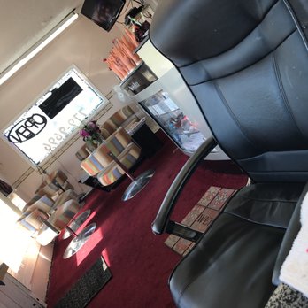 Modern Nail Studio - Nail Salons Near Me - Mount Pleasant, Michigan