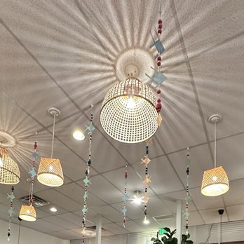 Aroon Thai Kitchen - Decor - Thai Near Me - Murray, Utah