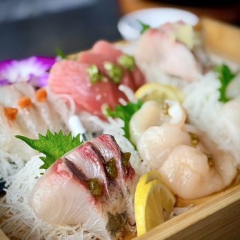 Mikomi Sushi Alhambra - Premium Sashimi Omakase - Sushi Bars Near Me - Alhambra, California Mikomi Sushi Alhambra - Premium Sashimi Omakase - Sushi Bars Near Me - Alhambra, California