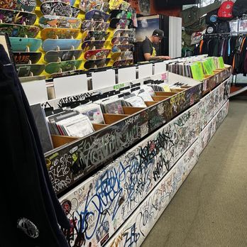 Raunch Records - Vinyl Records Near Me - Salt Lake City, Utah Raunch Records - Vinyl Records Near Me - Salt Lake City, Utah