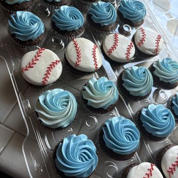 Sugar Mamas Bakery - Baseball cupcakes - Custom Cakes Near Me Sugar Mamas Bakery - Baseball cupcakes - Custom Cakes Near Me