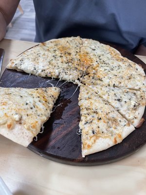 Mamma Khouri's by null