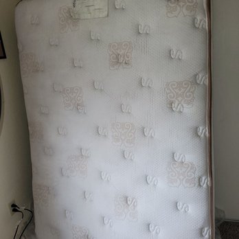 Sergio's Carpet Cleaning - Clean mattress - Carpet Cleaning Near Me - Ontario, California