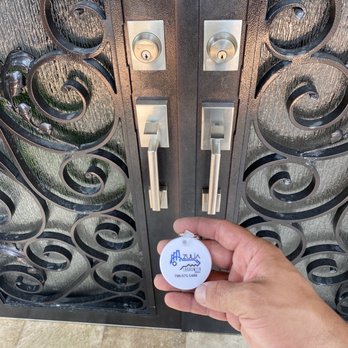 Zulia Locksmith Doral - Cerrajería automotriz residencial y comercial - Security Systems Near Me - Doral, Florida Zulia Locksmith Doral - Cerrajería automotriz residencial y comercial - Security Systems Near Me - Doral, Florida