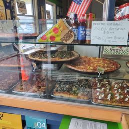 Pizza!  PIZZA!   !