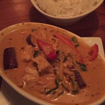 Sabai Cafe & Bar - Red curry - Thai Near Me - Eugene, Oregon