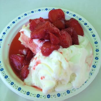 St Albert Botanic Park - Strawberry shortcake! - Botanical Gardens Near Me - St Albert, Alberta