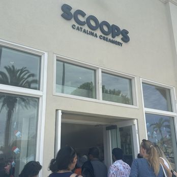 Scoops Homemade Ice Cream - Exterior - Gelato Near Me - Avalon, California Scoops Homemade Ice Cream - Exterior - Gelato Near Me - Avalon, California