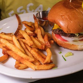 The '401 - Cheeseburger 7.00 - American Near Me - Bellaire, Texas The '401 - Cheeseburger 7.00 - American Near Me - Bellaire, Texas