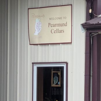 Pearmund Cellars - Wineries Near Me - Broad Run, Virginia