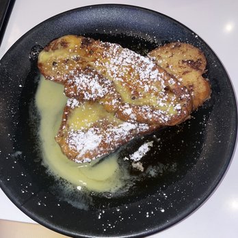 BLK SWAN - French toast - New American Near Me - Baltimore, Maryland