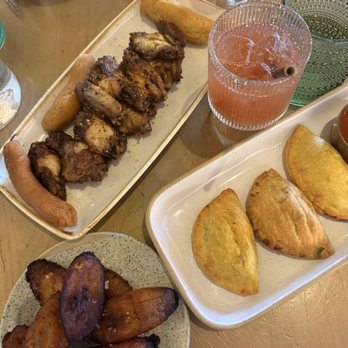 Chubby's Jamaican Kitchen - Plaintains, patties, jerk wings and festival - Caribbean Near Me - Toronto, Ontario Chubby's Jamaican Kitchen - Plaintains, patties, jerk wings and festival - Caribbean Near Me - Toronto, Ontario