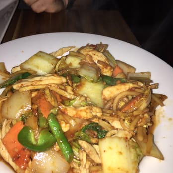 Mango Tree - Thai Spicy Garlic Stir Fry - Thai Near Me - Cincinnati, Ohio