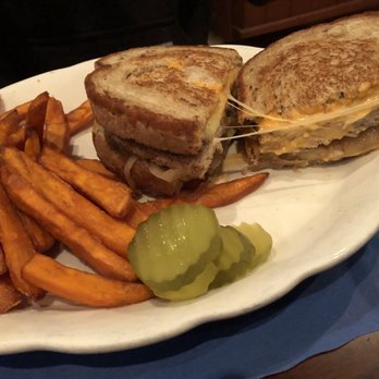 D'Arcy's Tavern - Turkey patty melt - American Near Me - Bradley Beach, New Jersey D'Arcy's Tavern - Turkey patty melt - American Near Me - Bradley Beach, New Jersey