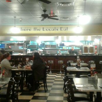 Metro Diner - We got there at 6 pm and by the time it 2as 7:30, the place was packed. Tuesday. Quite popular in the area. - American Near Me - Matthews, North Carolina Metro Diner - We got there at 6 pm and by the time it 2as 7:30, the place was packed. Tuesday. Quite popular in the area. - American Near Me - Matthews, North Carolina