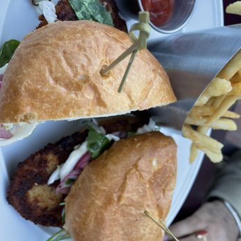 Schooners Monterey - Fried chicken sandwich - Seafood Near Me - Monterey, California Schooners Monterey - Fried chicken sandwich - Seafood Near Me - Monterey, California