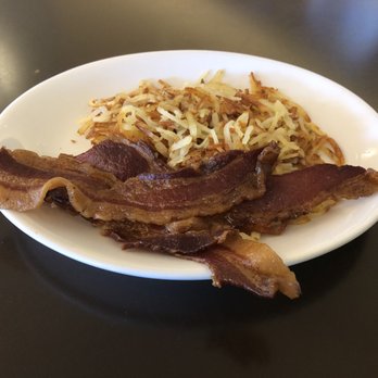 Kingside Diner - Bacon & Hash Browns - Breakfast & Brunch Near Me - Clayton, Missouri Kingside Diner - Bacon & Hash Browns - Breakfast & Brunch Near Me - Clayton, Missouri