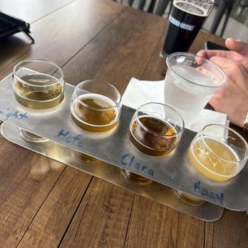 Tejas Brewery - Flight and coffee porter - Beer Bar Near Me - Houston, Texas