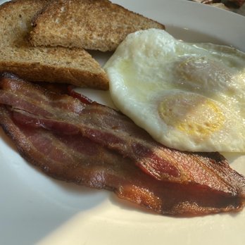 Avenue Bread & Deli - Lynden - Breakfast & Brunch Near Me - Lynden, Washington Avenue Bread & Deli - Lynden - Breakfast & Brunch Near Me - Lynden, Washington