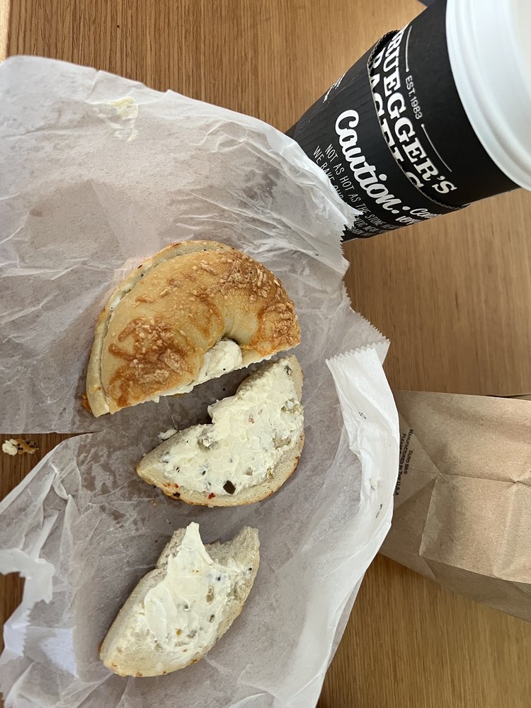 BRUEGGER’S BAGELS 75 Photos & 164 Reviews 7 School St, Boston