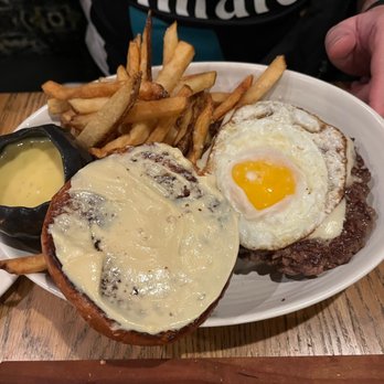 Aboyer - Burger - French Near Me - Winnetka, Illinois