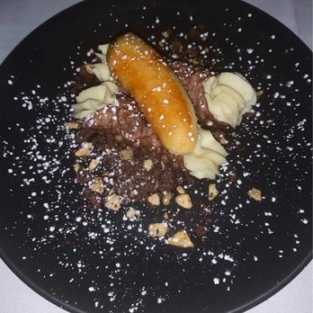 Crossroads Kitchen - Banana Cream Pie Cannoli - Vegan Near Me - Los Angeles, California Crossroads Kitchen - Banana Cream Pie Cannoli - Vegan Near Me - Los Angeles, California