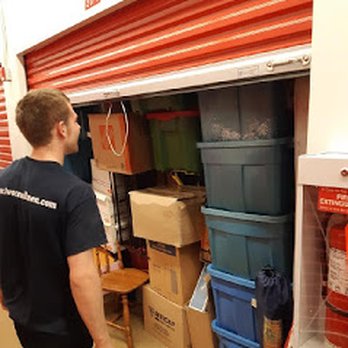 Two Small Men with Big Hearts - Canadian moving company that offers local and long-distance moving and packing services. - Movers Near Me - Calgary, Alberta Two Small Men with Big Hearts - Canadian moving company that offers local and long-distance moving and packing services. - Movers Near Me - Calgary, Alberta