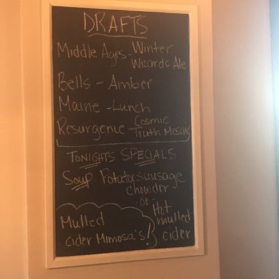 Gilda's Skaneateles by null