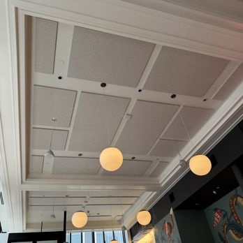 Ben Paris - Dining area - New American Near Me - Seattle, Washington