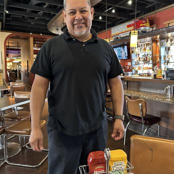 Streamliner Lounge - Manager - Lounges Near Me - Orange, California