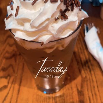 Eggs 'n Things Ko Olina - Iced Sweetened Cappuccino - American Near Me - Kapolei, Hawaii