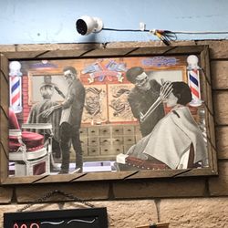 Diego Barber Shop - Cool Kats giving great haircuts and beard trims!